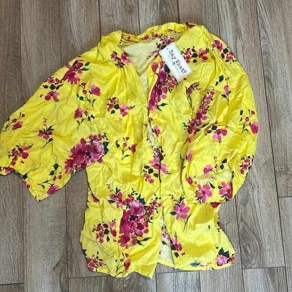 Tops - NWT Yellow & Pink Cardigan